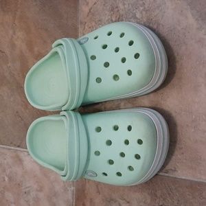 Crocs green big girls J3